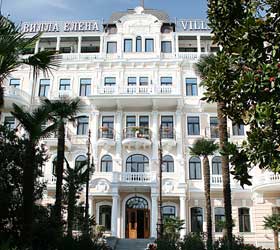 Hotel Villa Elena Hotel and Residences ****+ in Yalta
