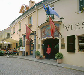 Hotel Relais & Chateaux Hotel Stikliai ****+ in Vilnius